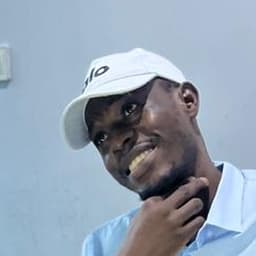 Chirac Njutapmvoui